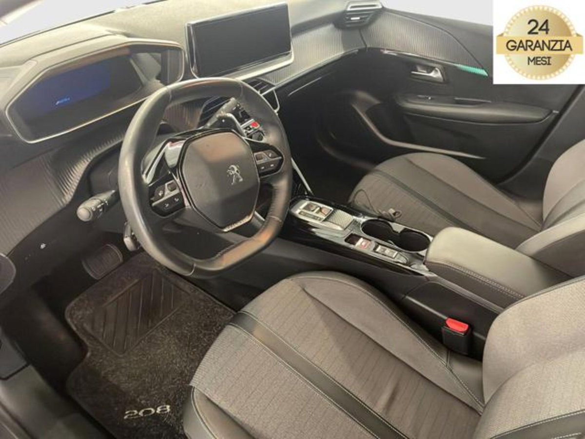 Peugeot 208 1.2 puretech Active s&s 100cv (8)