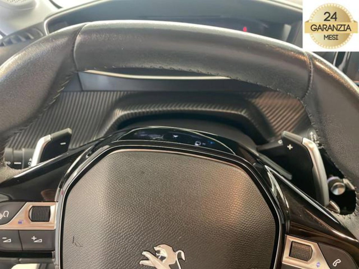 Peugeot 208 1.2 puretech Active s&s 100cv (10)