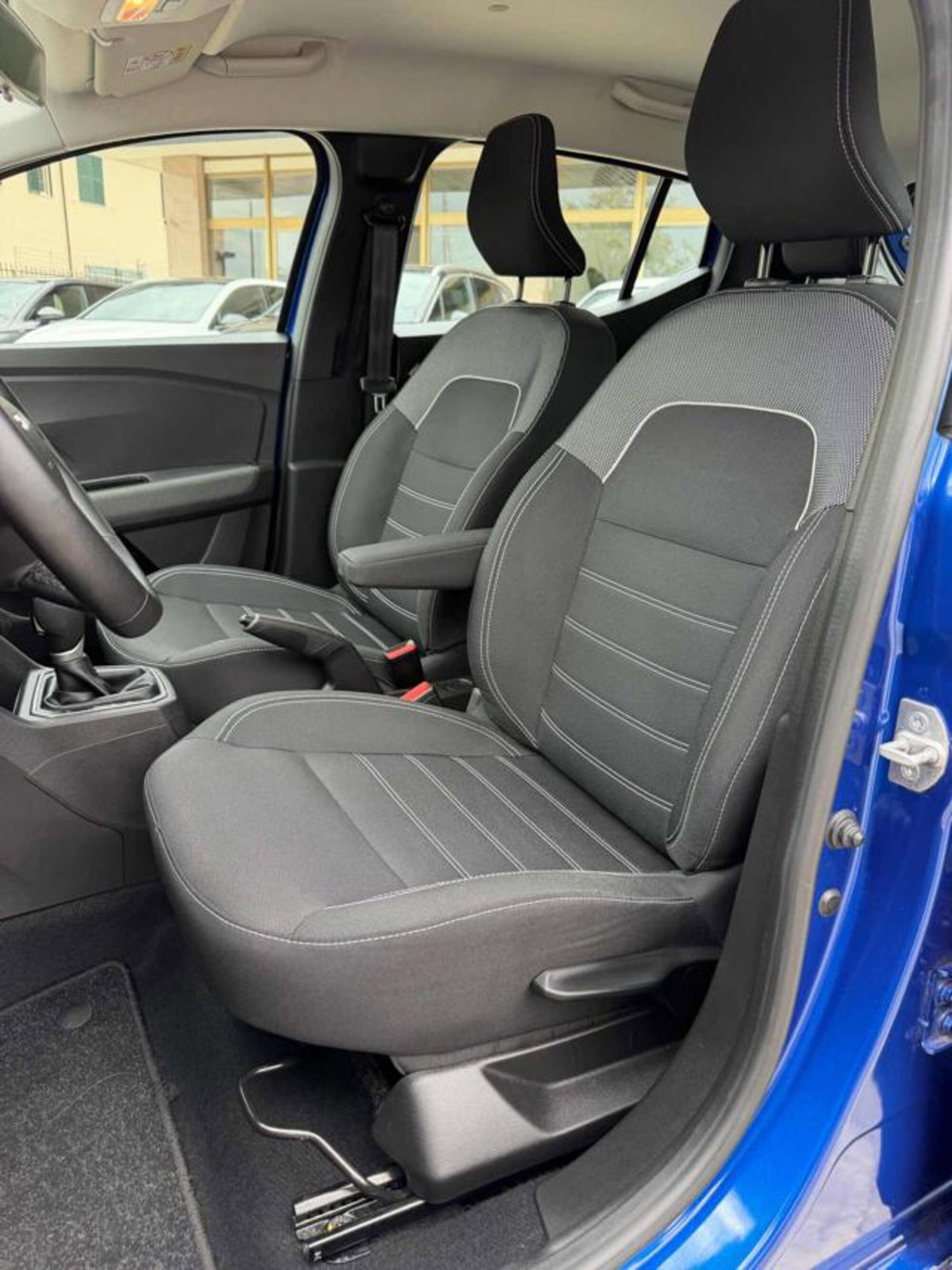 Dacia Sandero Stepway 1.0 TCe 90 CV Essential (9)