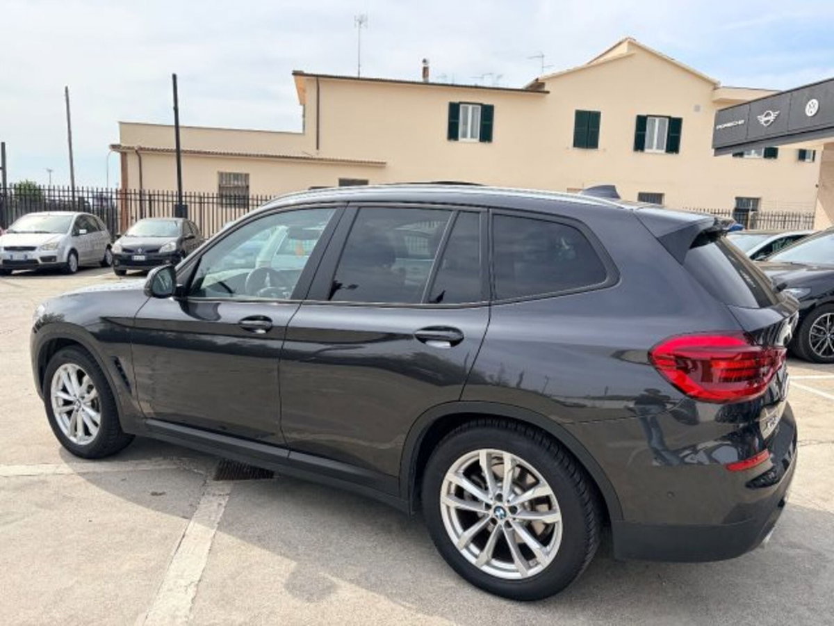 BMW X3 xDrive20d 48V Luxury (6)
