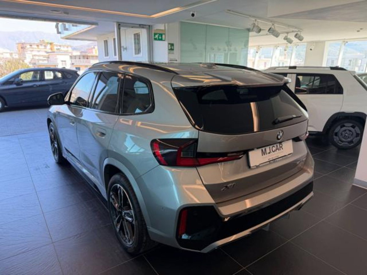 BMW X1 sDrive 18d Msport (9)