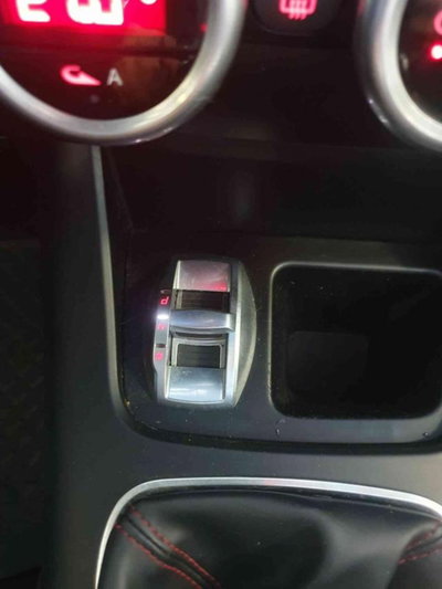 Alfa Romeo Giulietta 2.0 JTDm-2 Exclusive 140cv (14)