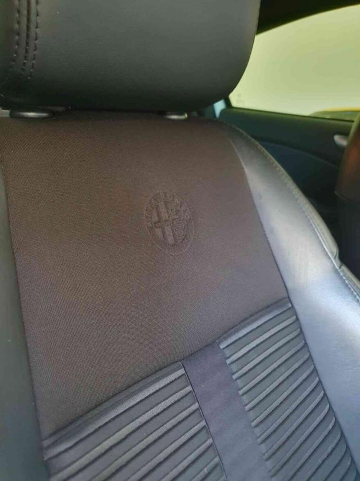 Alfa Romeo Giulietta 2.0 JTDm-2 Exclusive 140cv (15)