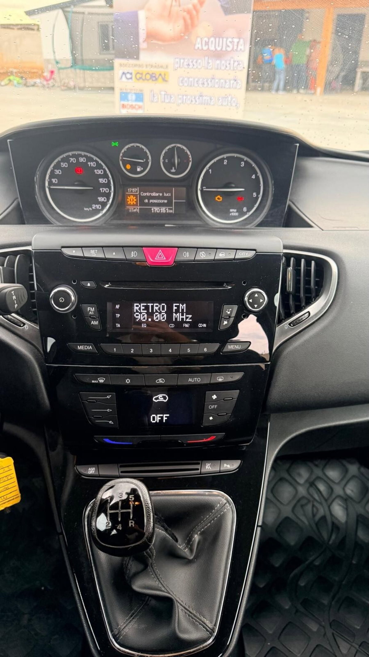 Lancia Ypsilon 1.3 MJT 16V 95 CV 5 porte S&S Silver (15)