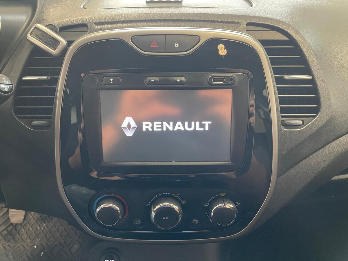 Renault Captur 1.5 dCi 8V 90 CV EDC Energy R-Link (14)