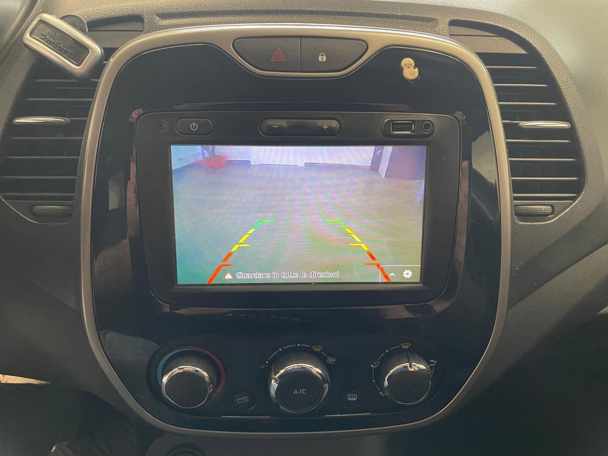 Renault Captur 1.5 dCi 8V 90 CV EDC Energy R-Link (18)