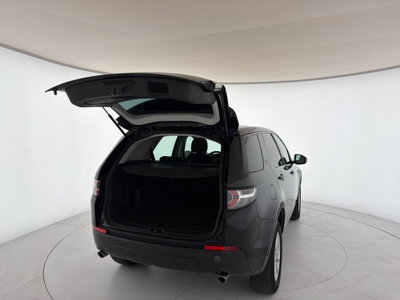 Land Rover Discovery Sport 2.2 TD4 SE (8)