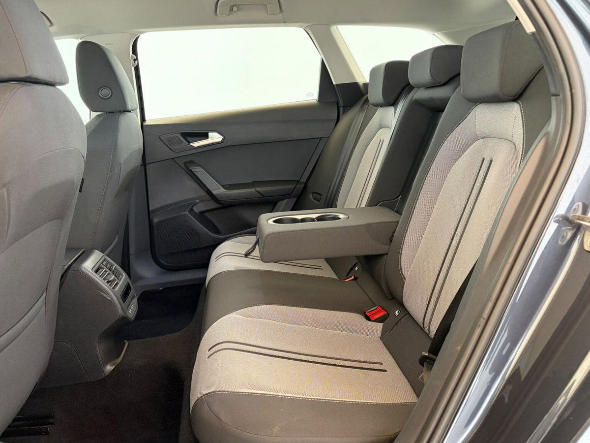SEAT Leon ST Sportstourer 2.0 tdi Style 116cv (13)