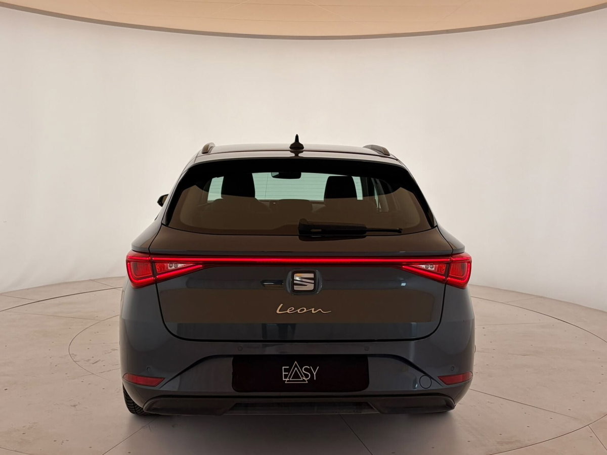SEAT Leon ST Sportstourer 2.0 tdi Style 116cv (6)