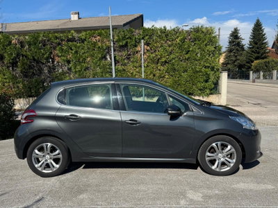 Peugeot 208 HDi 68 CV 5 porte Allure (4)