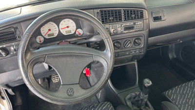 Volkswagen Golf Cabrio 1.6 cat Sport (7)