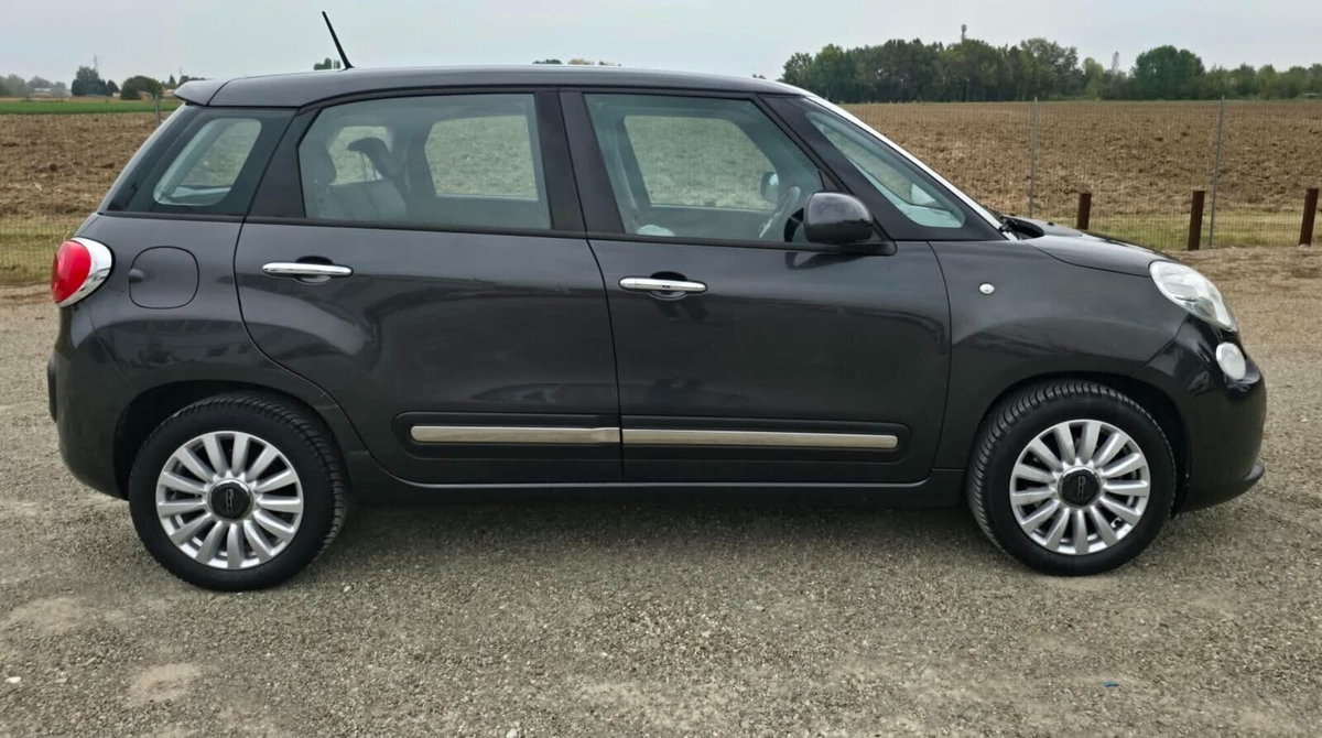 Fiat 500L 1.4 95 CV Lounge (14)
