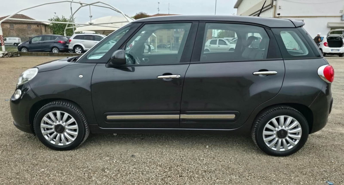 Fiat 500L 1.4 95 CV Lounge (18)