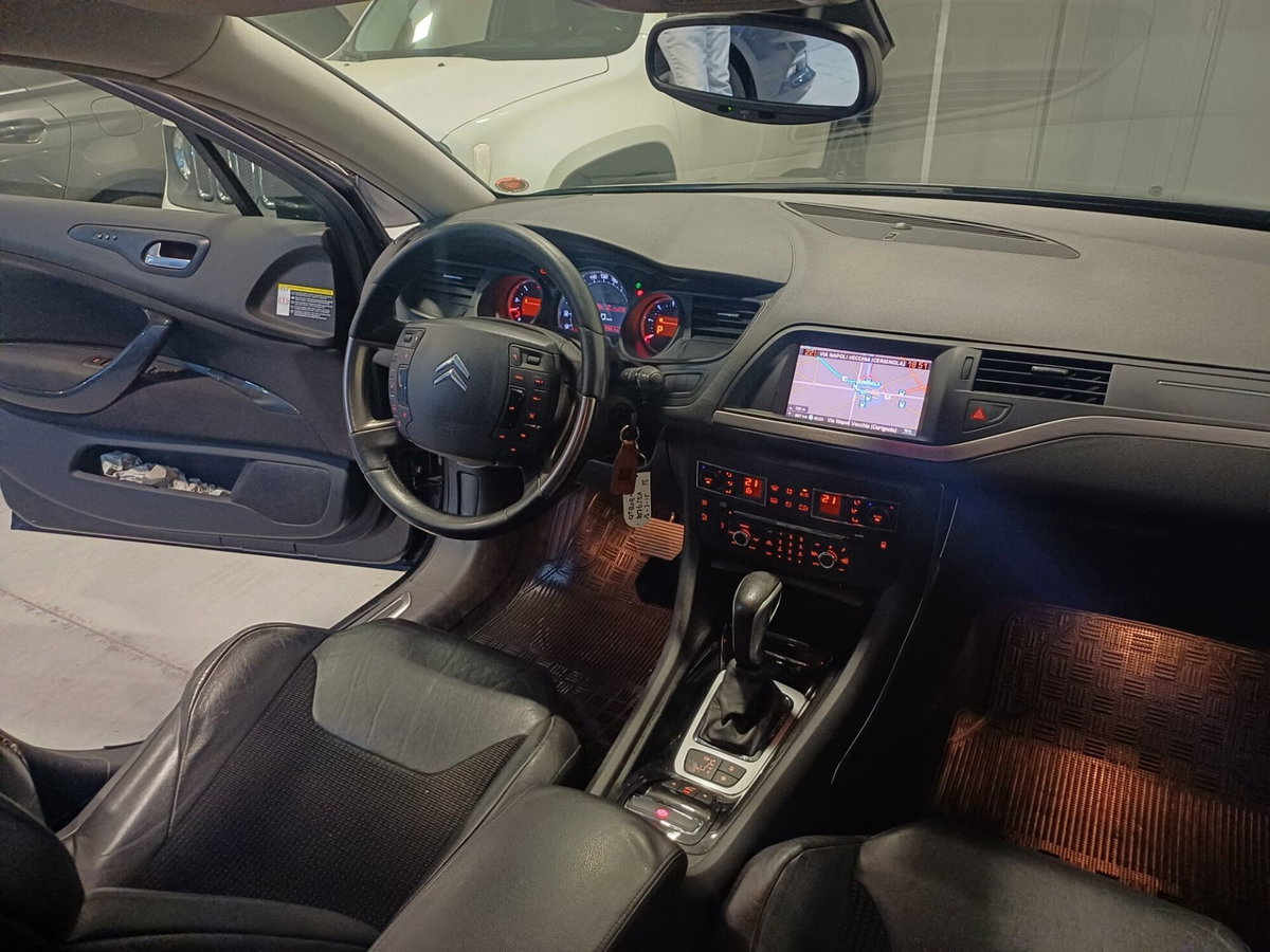 Citroen C5 Station Wagon 2.0 HDi 138 aut. Exclusive Style (16)