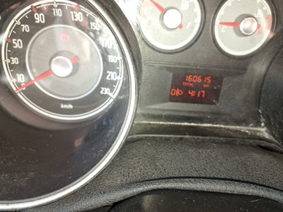 Fiat Punto Evo 1.3 Mjt 95 CV DPF 5 porte S&S Dualogic Dynamic (14)