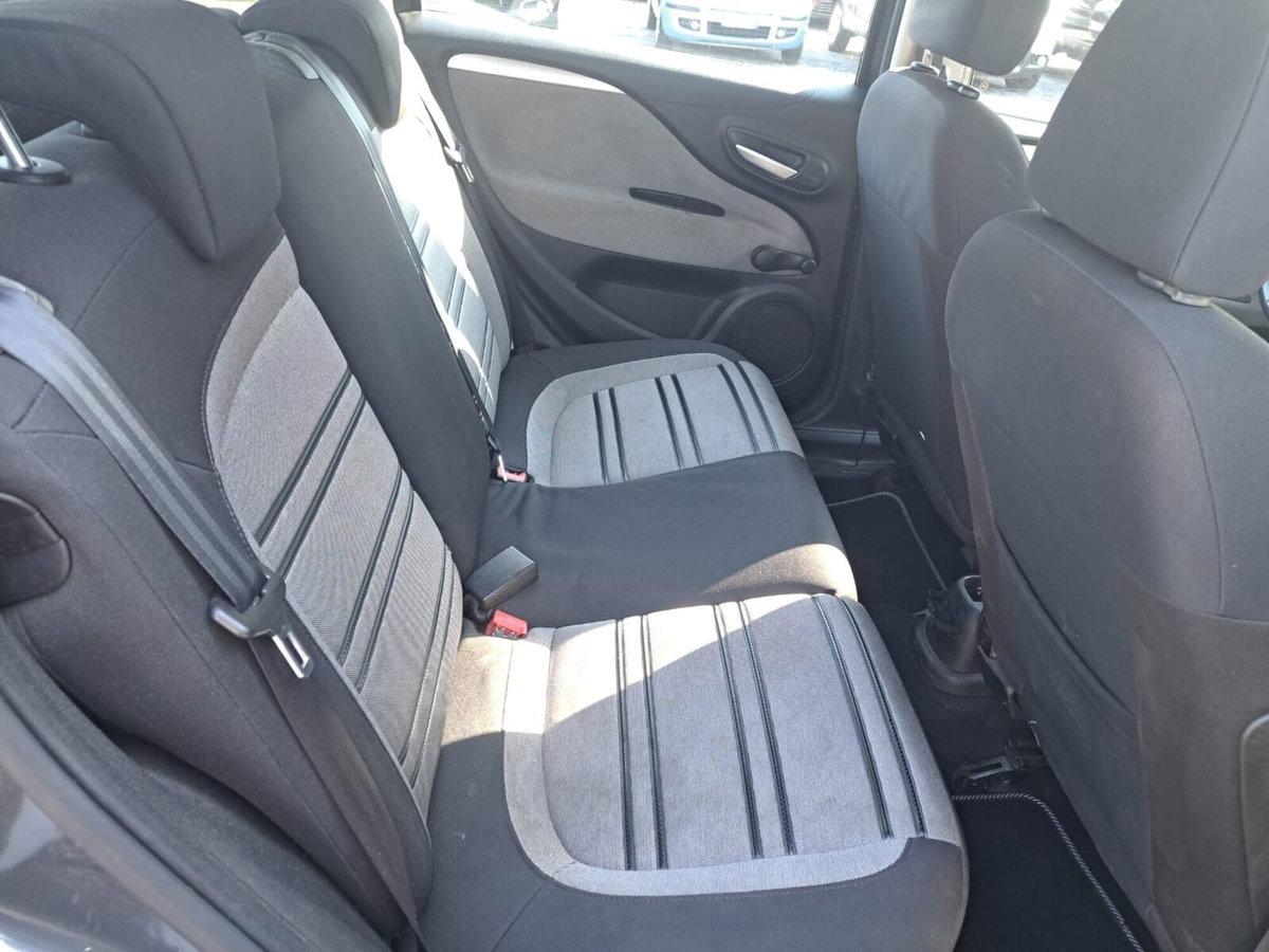 Fiat Punto Evo 1.3 Mjt 95 CV DPF 5 porte S&S Dualogic Dynamic (17)