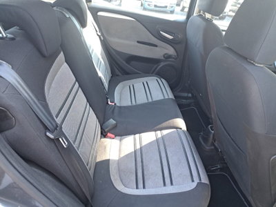 Fiat Punto Evo 1.3 Mjt 95 CV DPF 5 porte S&S Dualogic Dynamic (17)