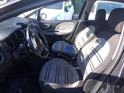 Fiat Punto Evo 1.3 Mjt 95 CV DPF 5 porte S&S Dualogic Dynamic (20)