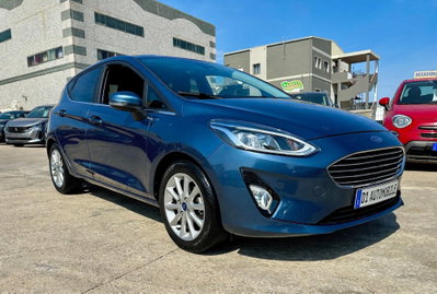 Ford Fiesta 1.1 85 CV 5 porte Titanium (2)