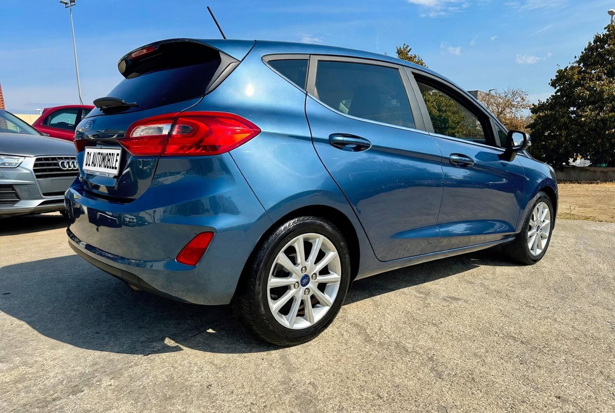 Ford Fiesta 1.1 85 CV 5 porte Titanium (6)