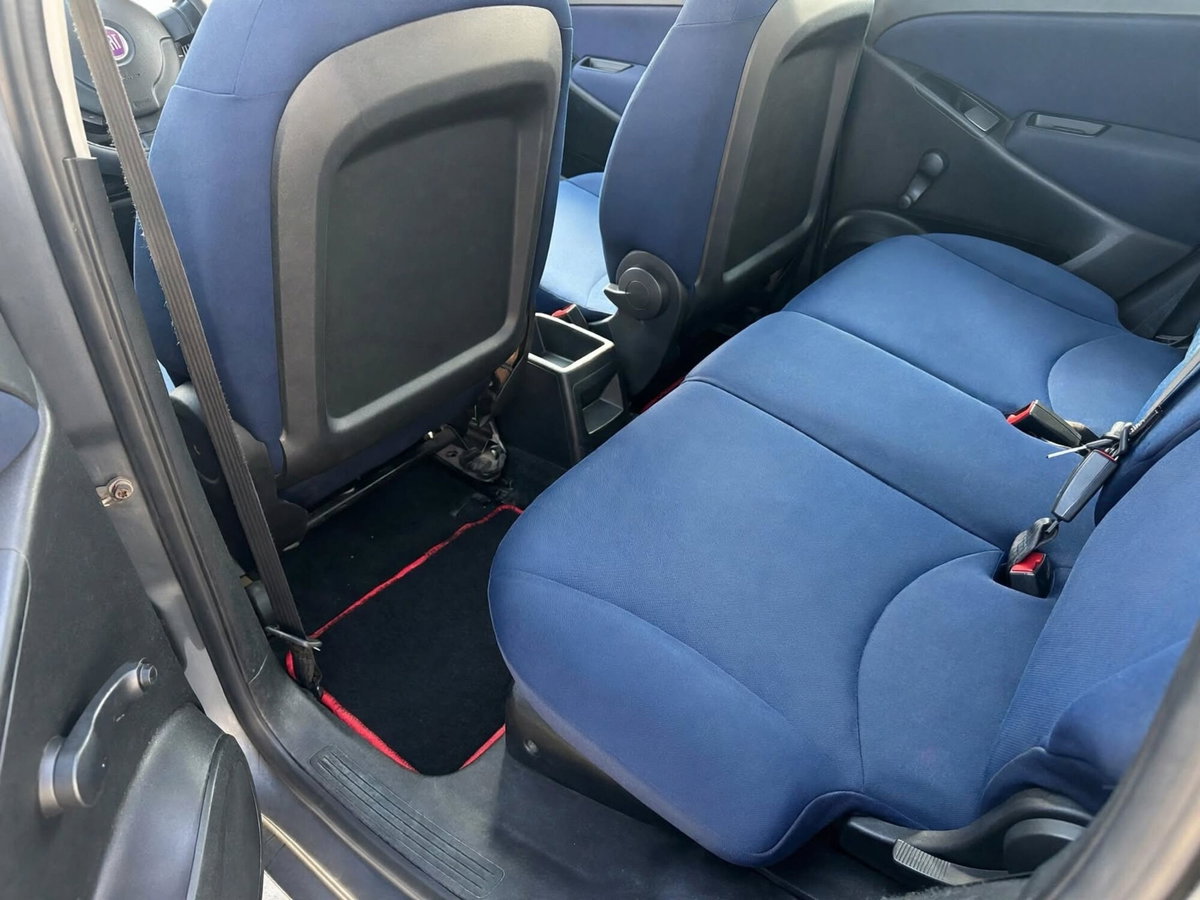 Fiat Idea 1.3 Multijet 16V 90 CV BlackLabel (12)