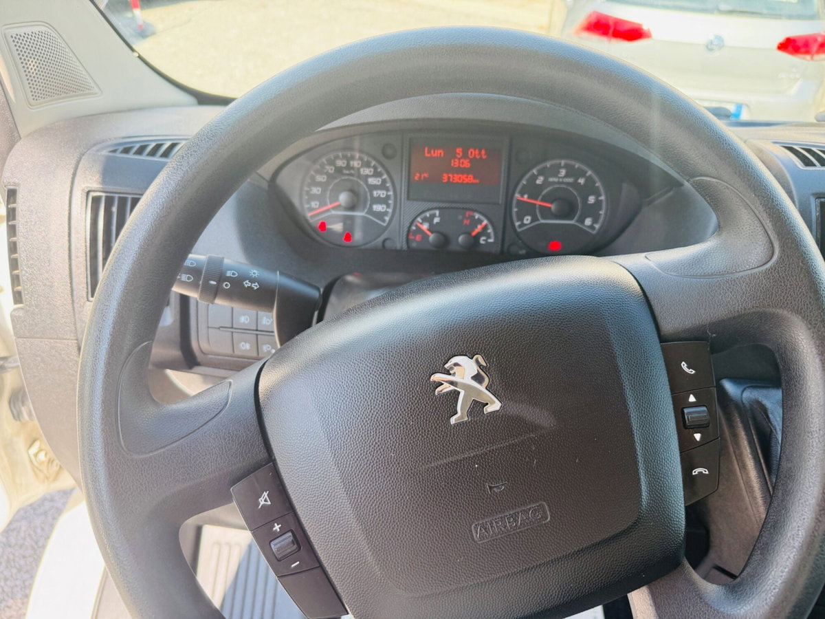 Peugeot Boxer Furgone 330 2.0 BlueHDi 130CV PM-TN Furgone (16)