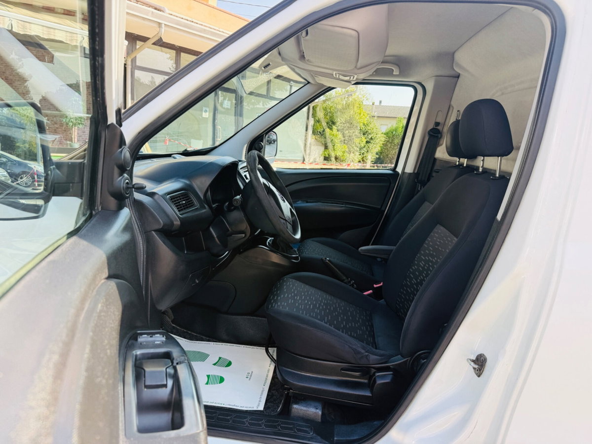 Opel Combo 1.6 CDTI 105CV PL-TN Van (1000kg) (12)