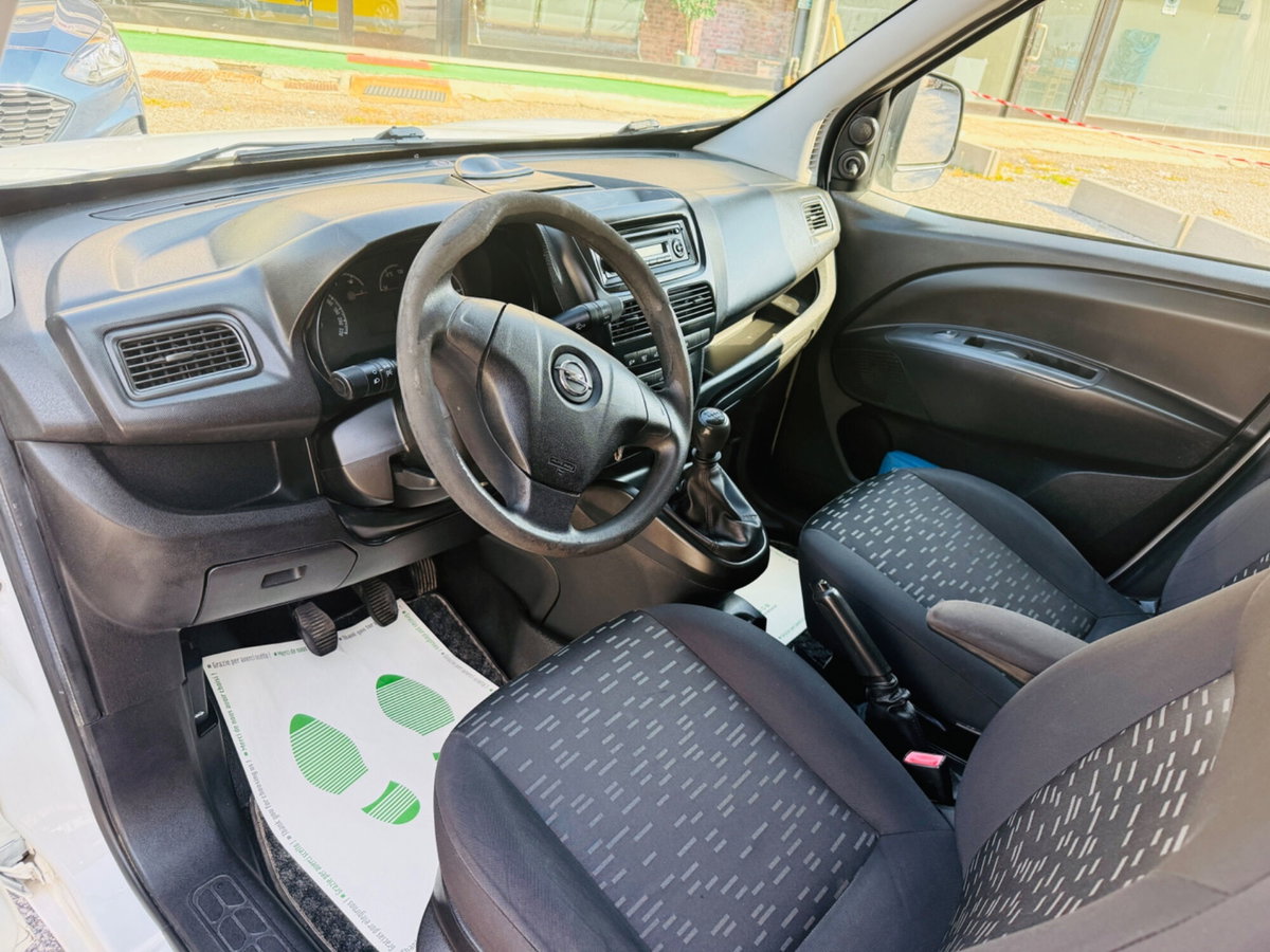 Opel Combo 1.6 CDTI 105CV PL-TN Van (1000kg) (14)