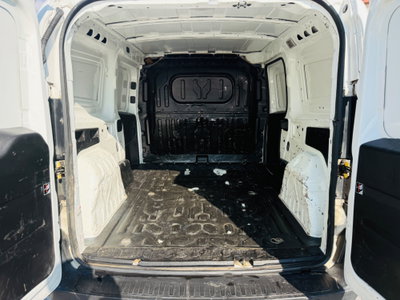 Opel Combo 1.6 CDTI 105CV PL-TN Van (1000kg) (18)