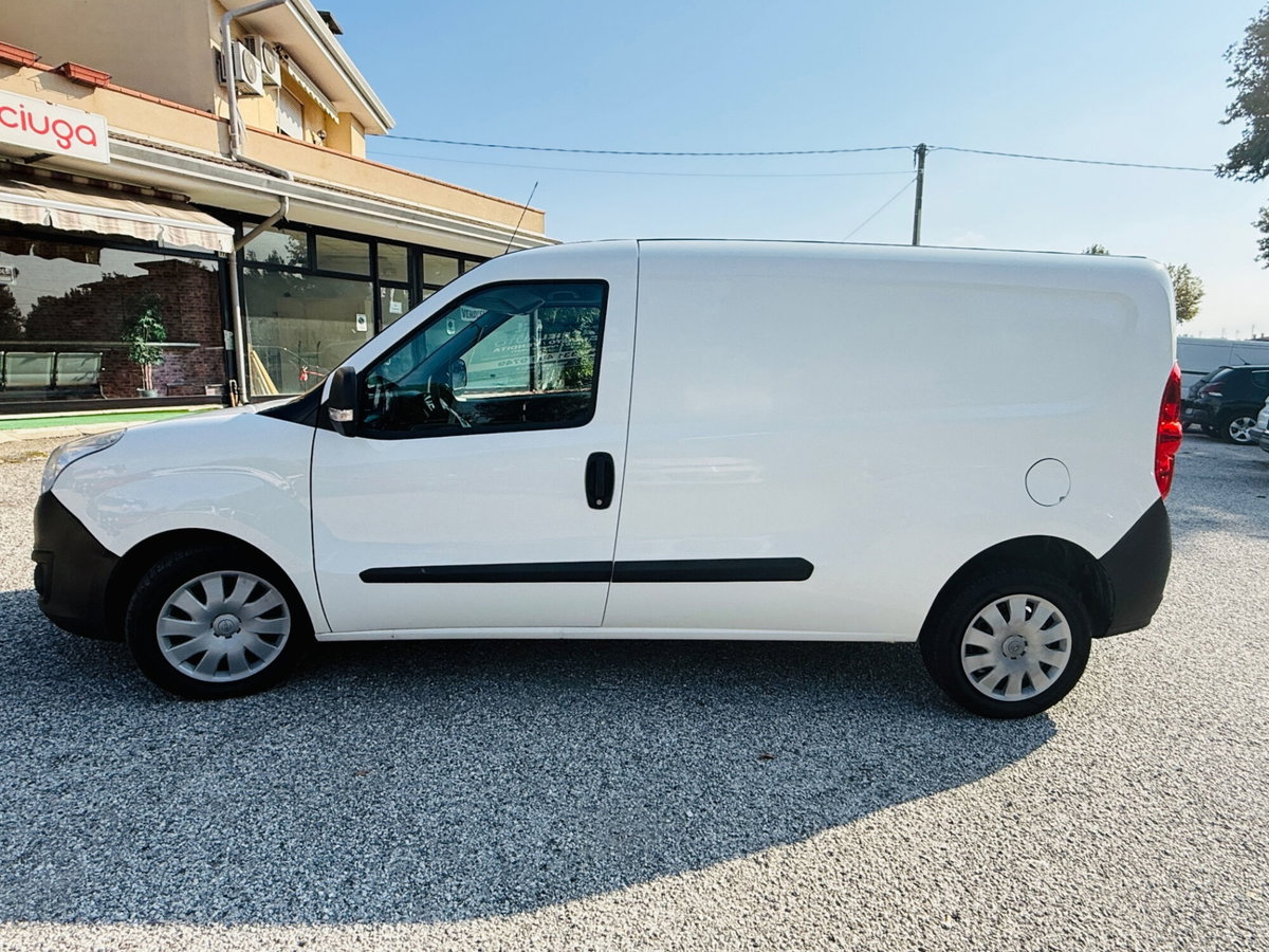 Opel Combo 1.6 CDTI 105CV PL-TN Van (1000kg) (4)