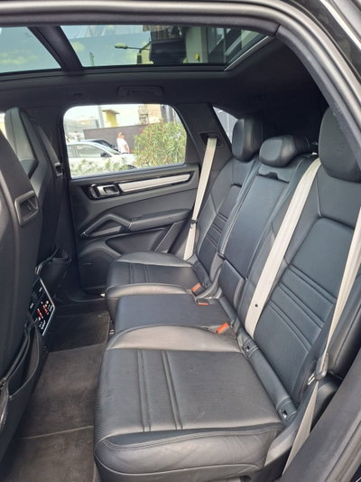 Porsche Cayenne 3.0 V6 Platinum Edition (19)