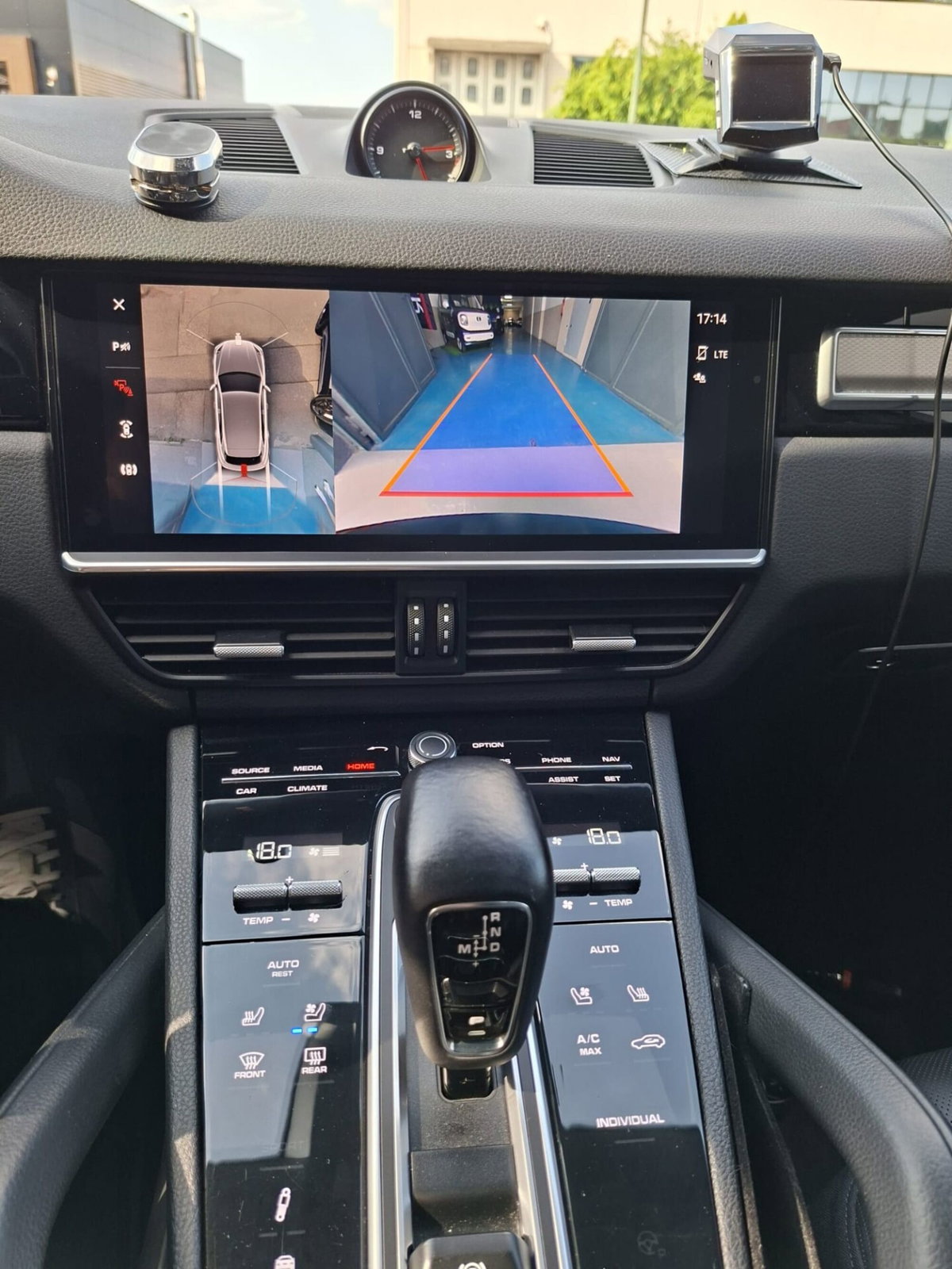 Porsche Cayenne 3.0 V6 Platinum Edition (20)