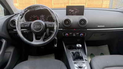 Audi A3 Sportback 35 TFSI COD Admired (11)