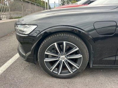 Volvo V60 T6 Recharge AWD Plug-in Hybrid Inscription (6)
