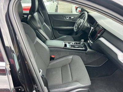 Volvo V60 T6 Recharge AWD Plug-in Hybrid Inscription (9)