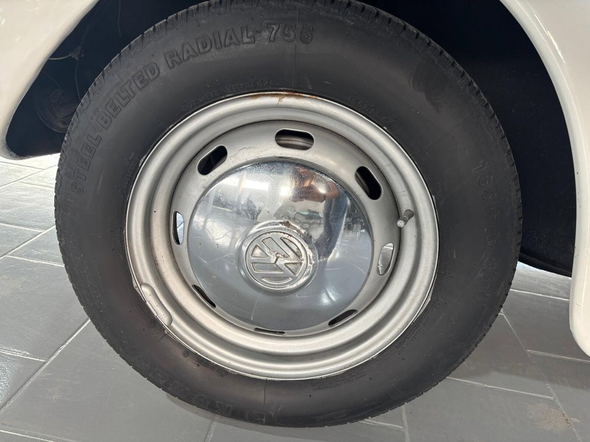 Volkswagen Maggiolino 1200 L (Messico) (13)