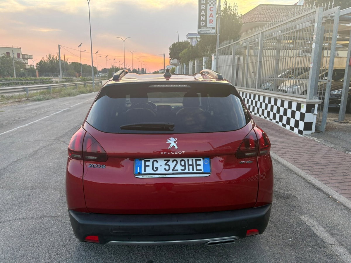 Peugeot 2008 100 GT Line (6)