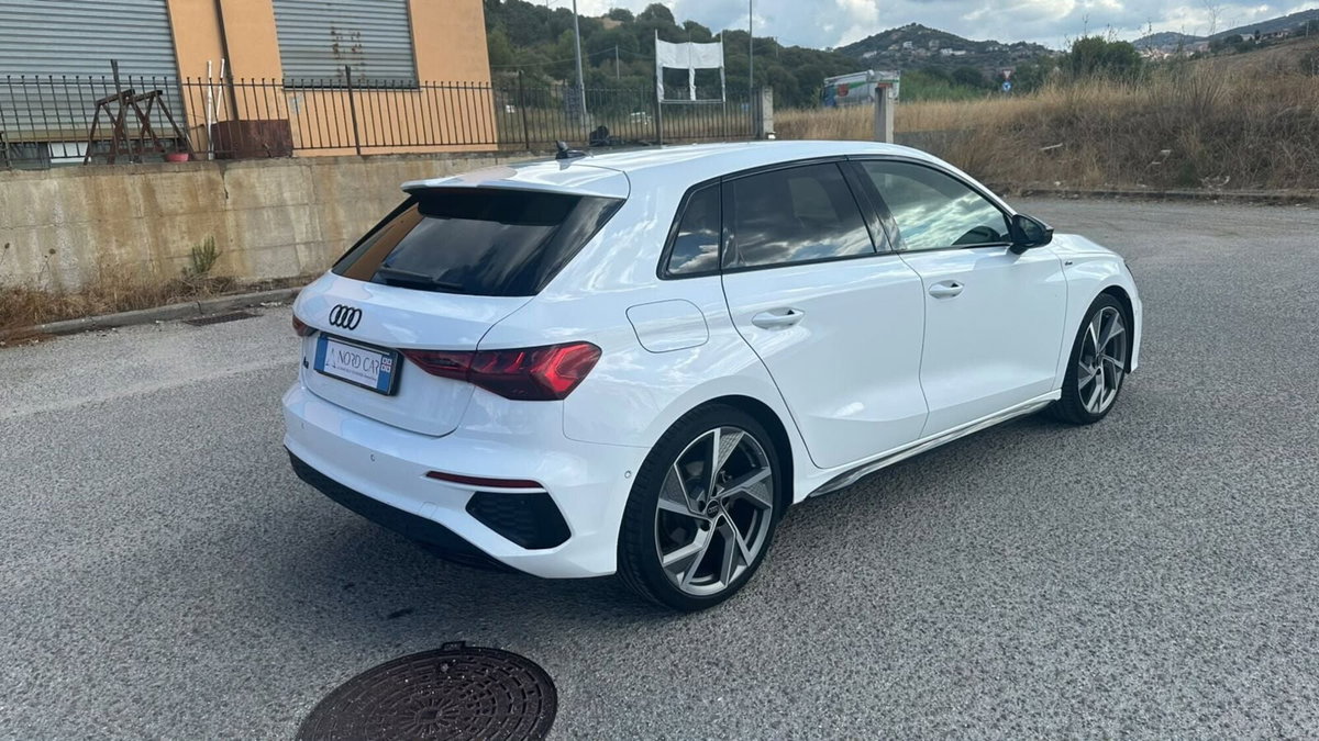 Audi A3 Sportback 35 TDI S tronic S line edition (4)