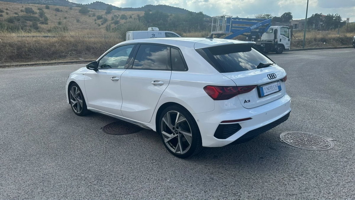 Audi A3 Sportback 35 TDI S tronic S line edition (7)