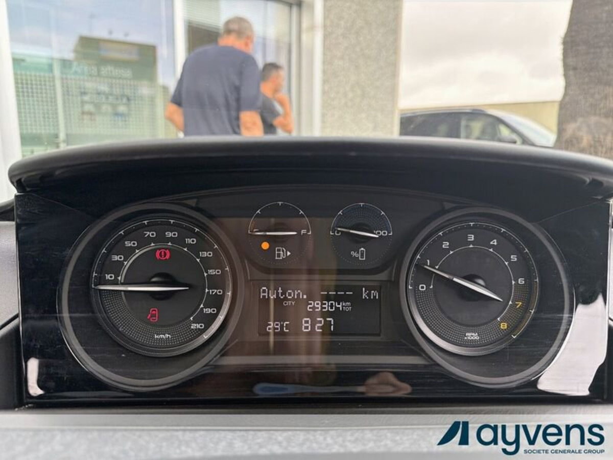 Lancia Ypsilon 1.0 FireFly 5 porte S&S Hybrid Silver Plus (12)