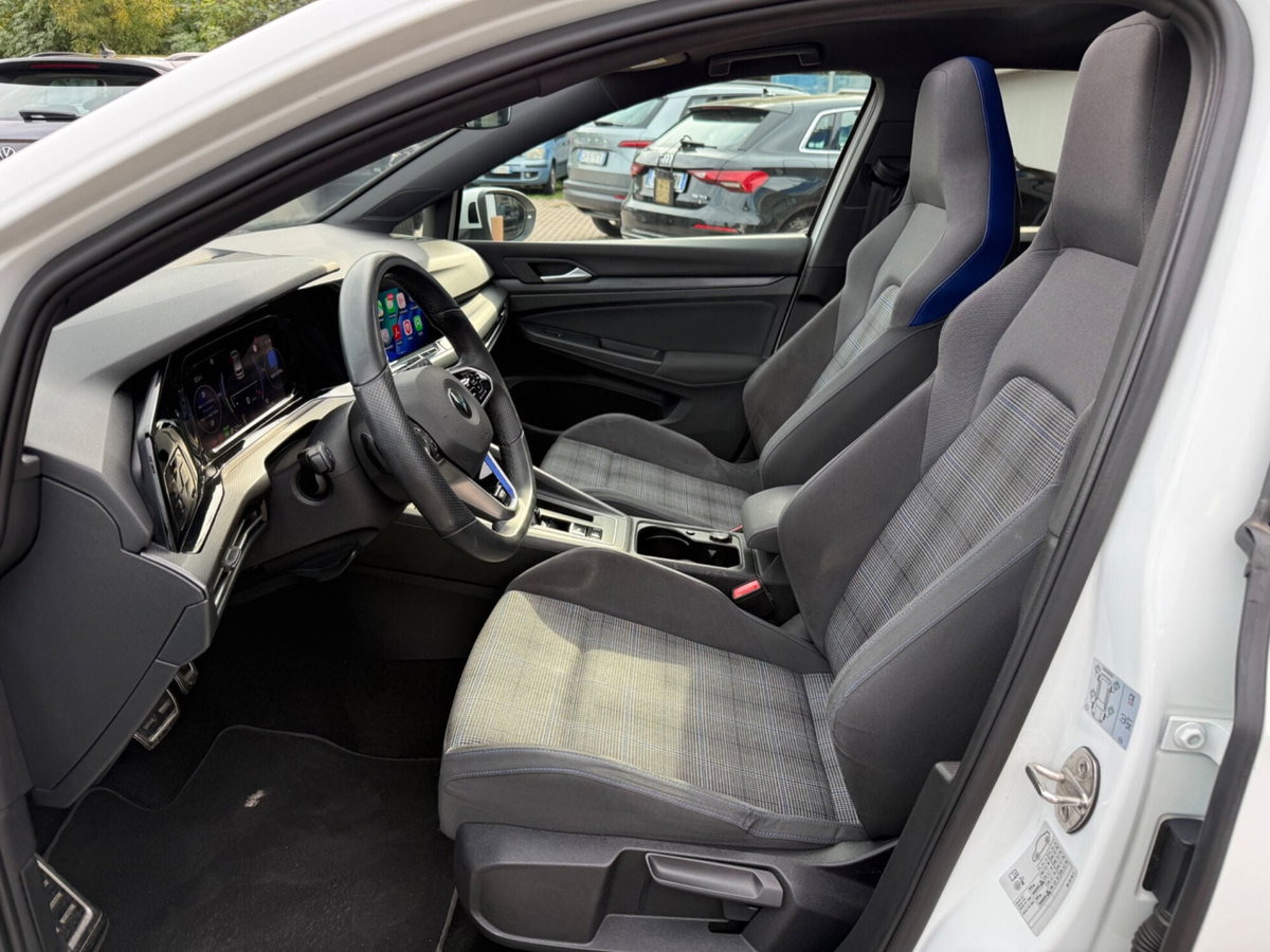 Volkswagen Golf 1.4 GTE DSG Plug-In Hybrid (18)