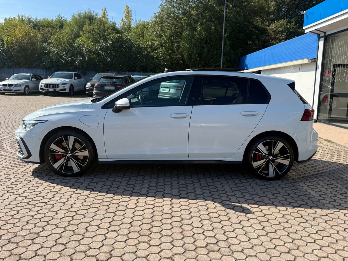 Volkswagen Golf 1.4 GTE DSG Plug-In Hybrid (4)