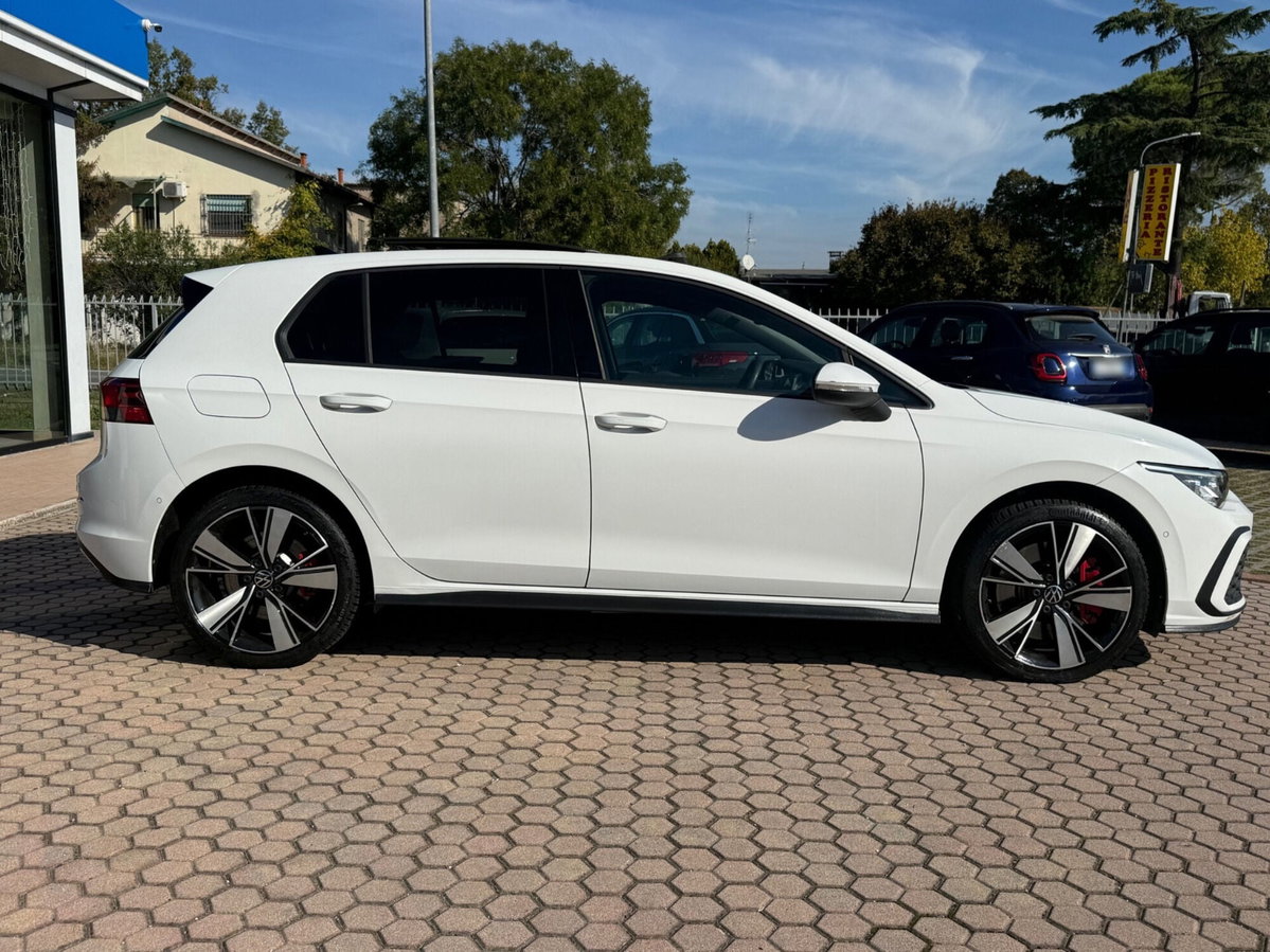 Volkswagen Golf 1.4 GTE DSG Plug-In Hybrid (5)