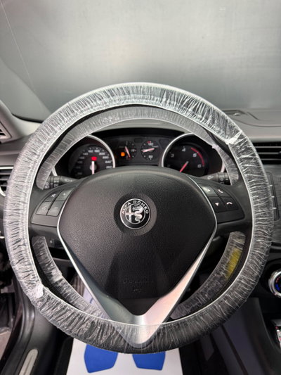 Alfa Romeo Giulietta 1.6 JTDm Business 120cv (11)