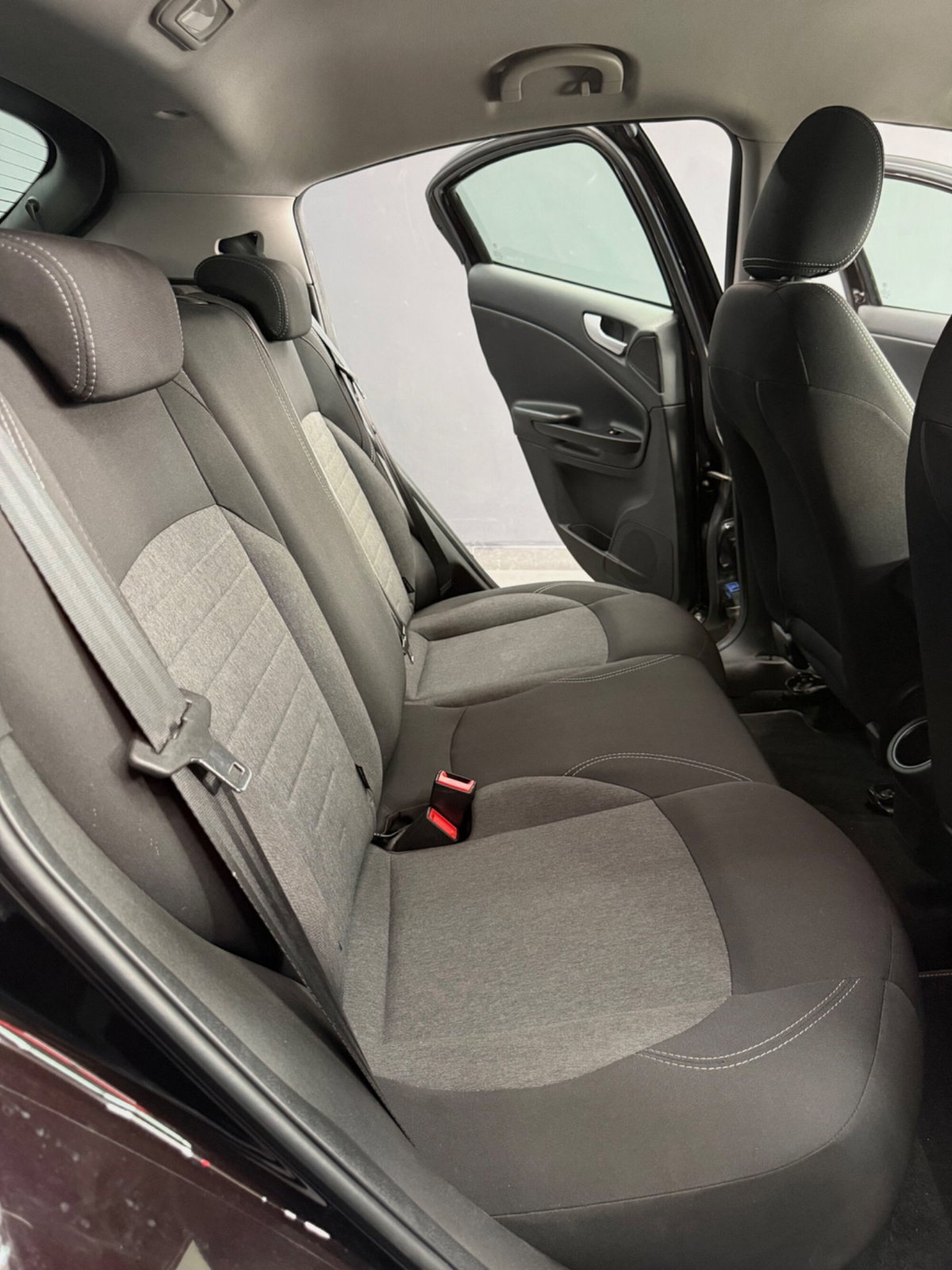 Alfa Romeo Giulietta 1.6 JTDm Business 120cv (17)