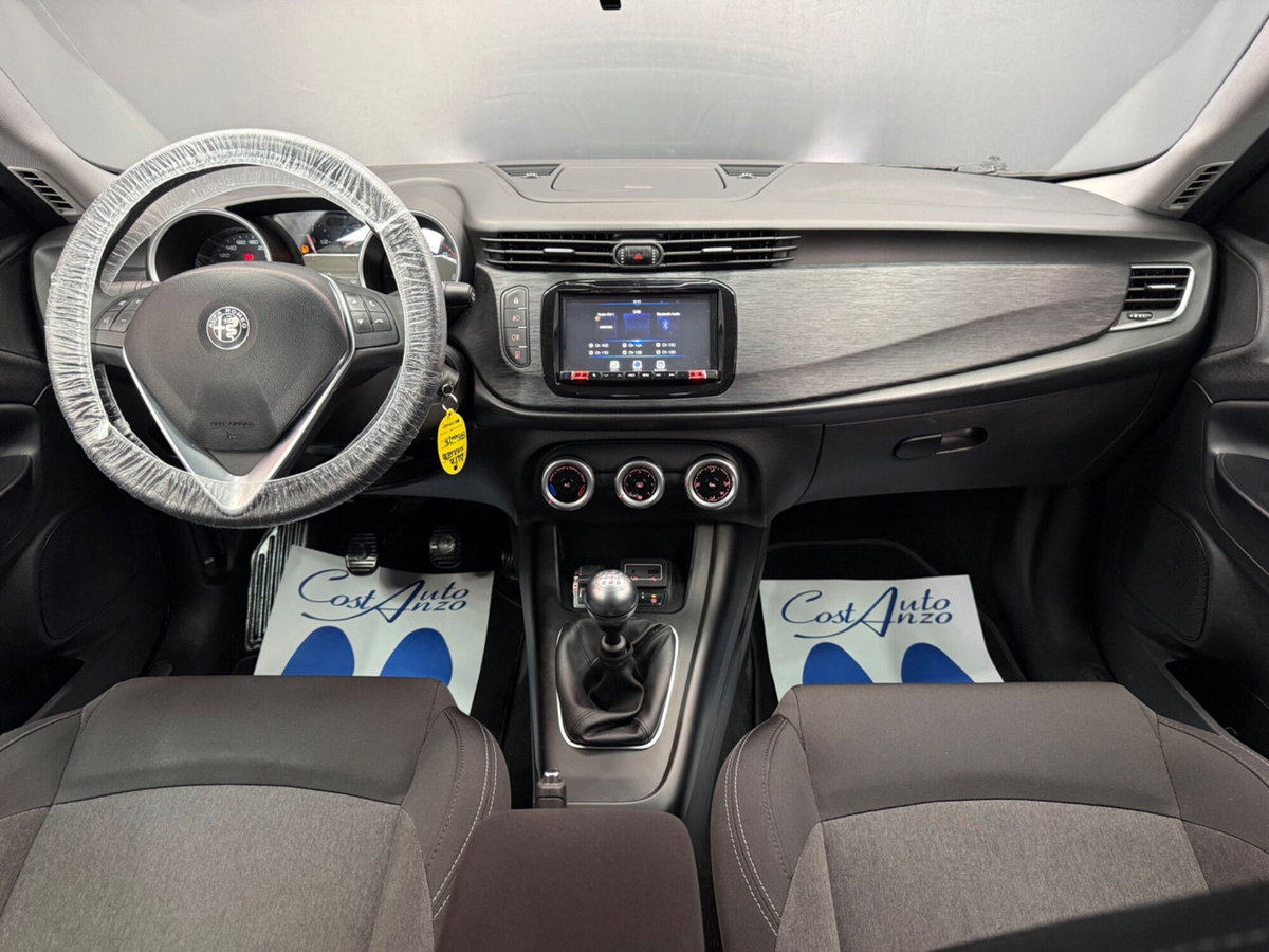 Alfa Romeo Giulietta 1.6 JTDm Business 120cv (9)