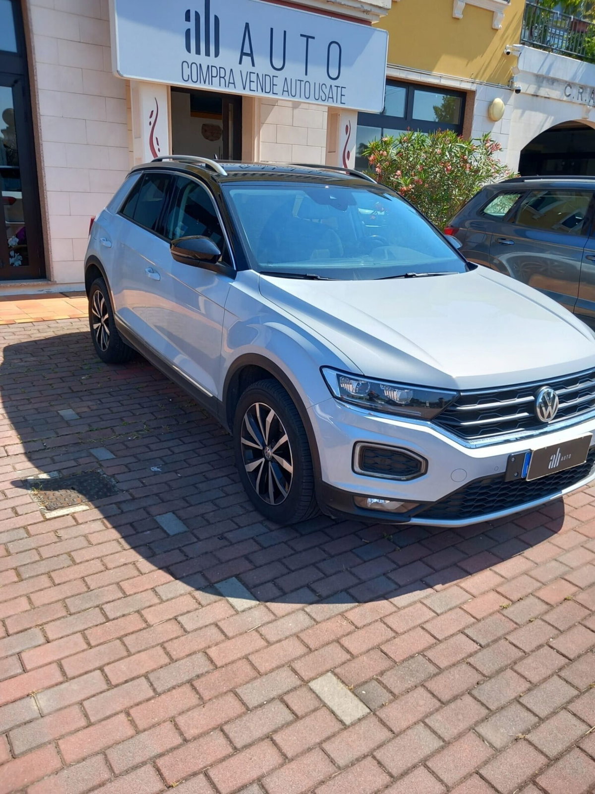 Volkswagen T-Roc 1.0 TSI 115 CV Style BlueMotion Technology (2)