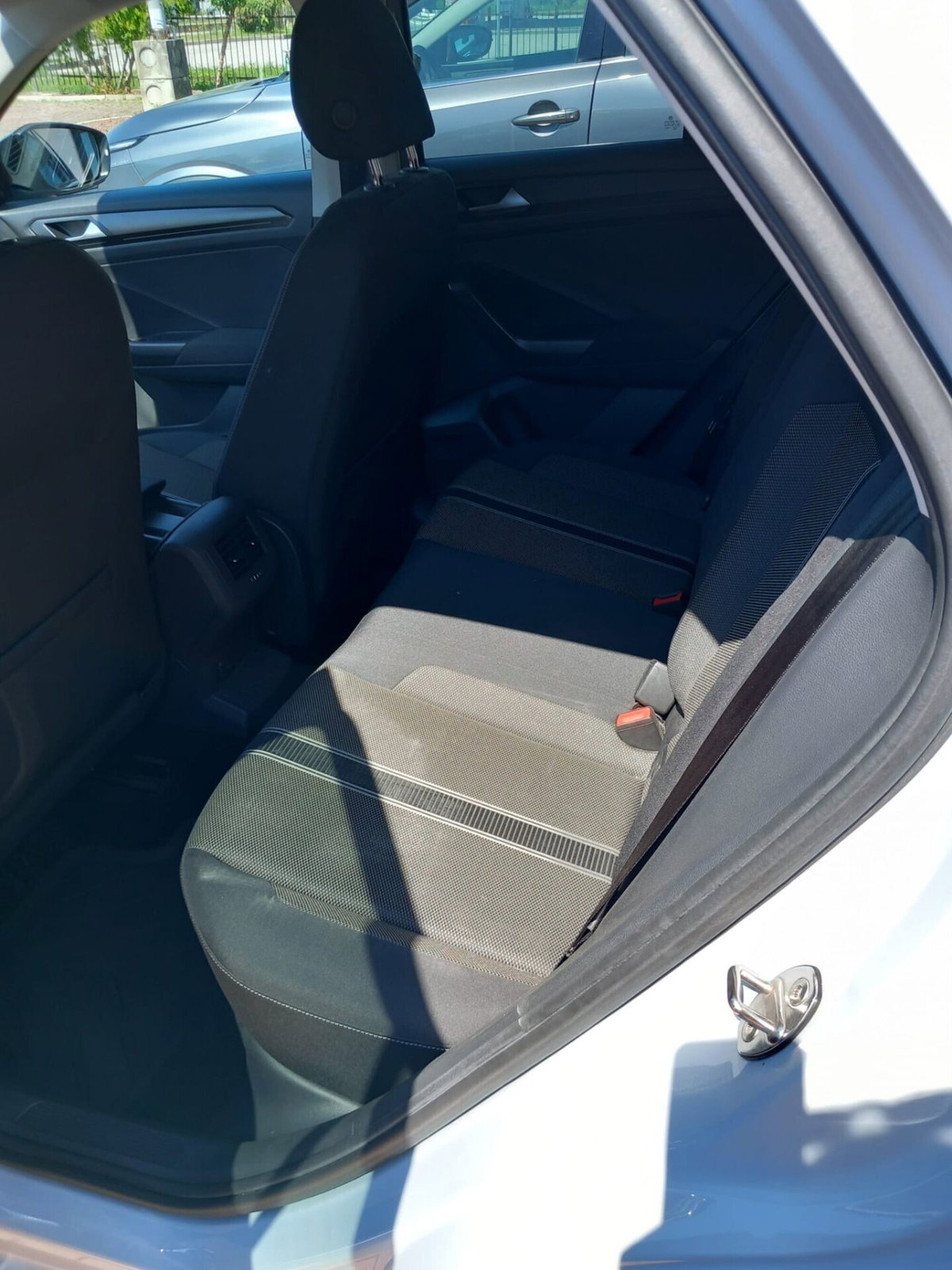 Volkswagen T-Roc 1.0 TSI 115 CV Style BlueMotion Technology (6)