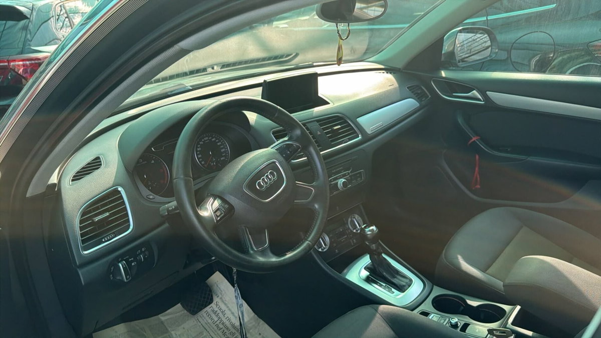 Audi Q3 2.0 TDI 177 CV quattro S tronic (5)