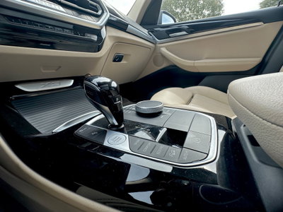 BMW X3 xdrive20i mhev 48V auto (10)